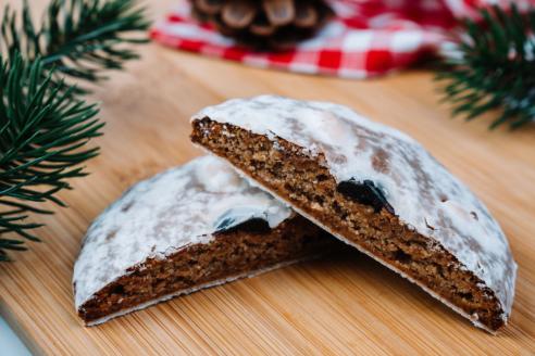 Elisenlebkuchen mit Zuckerglasur